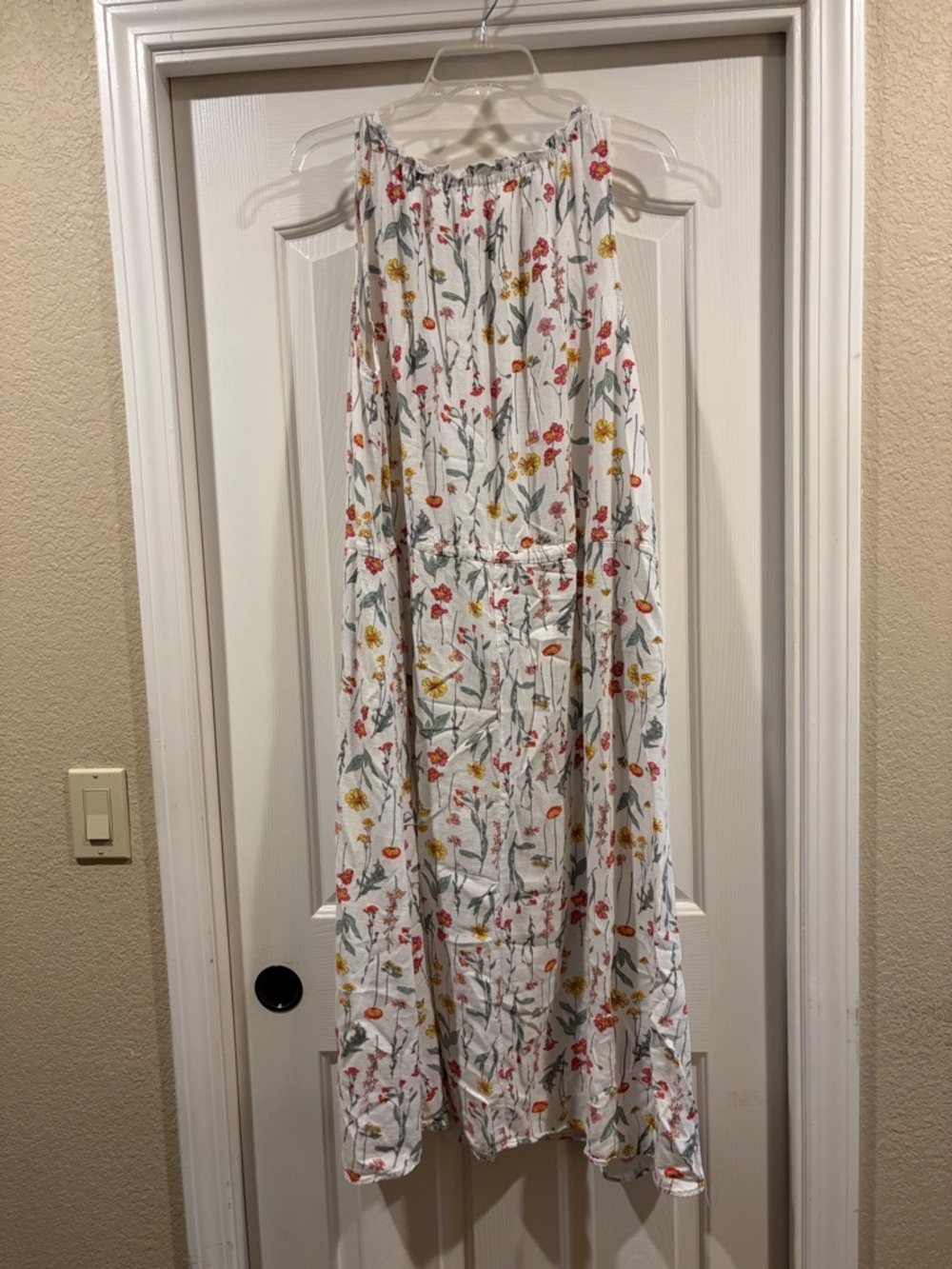 Well worn Floral Tie-Waist Sundress - White with Pink & Yellow Flowers size L - Picture 5 of 6